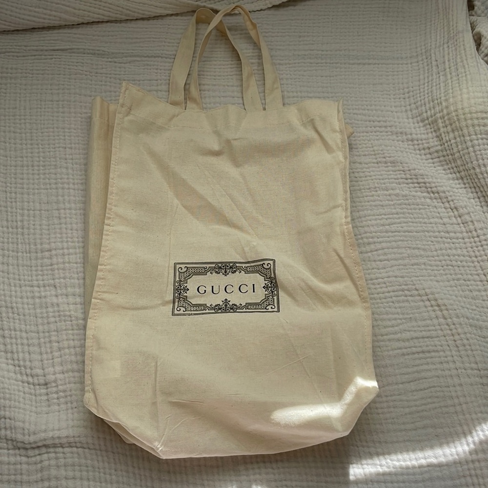 Gucci tote